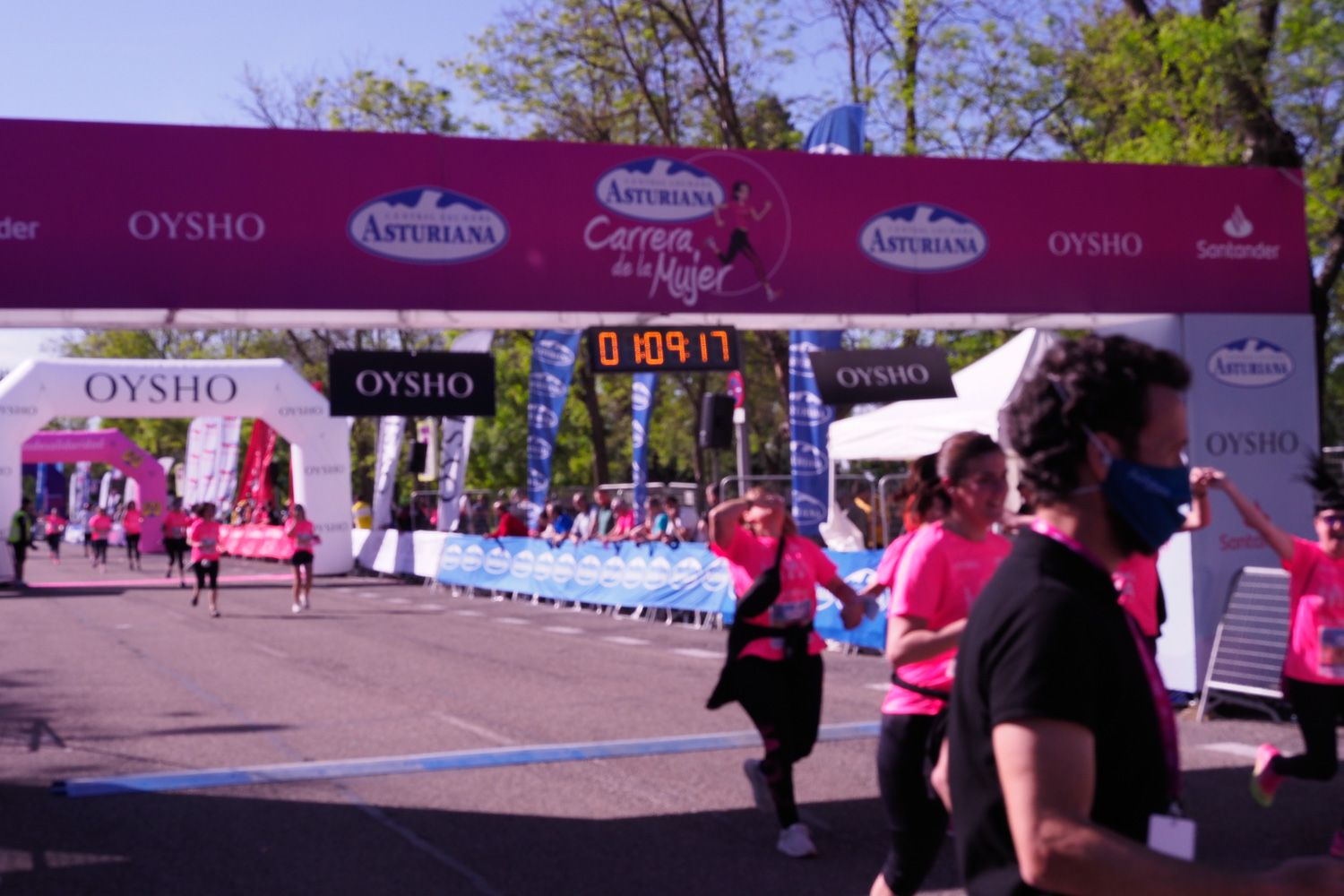 Todas las fotos de meta de la Carrera de la Mujer de Madrid 5081577