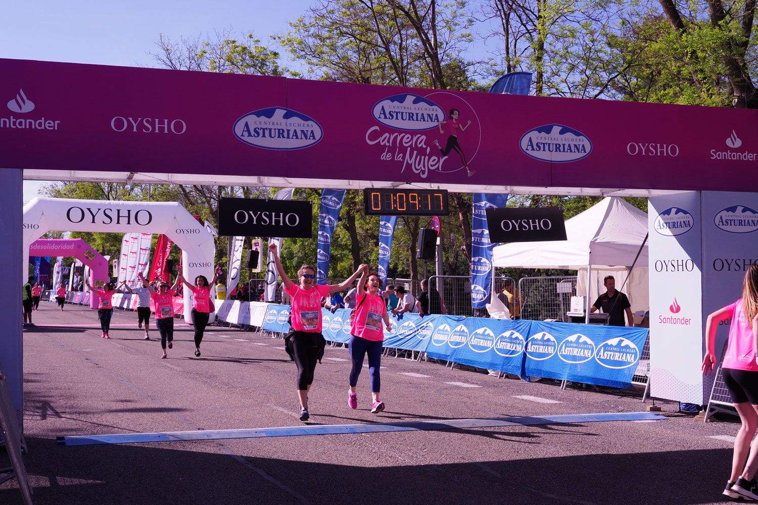 Todas las fotos de meta de la Carrera de la Mujer de Madrid 5081580
