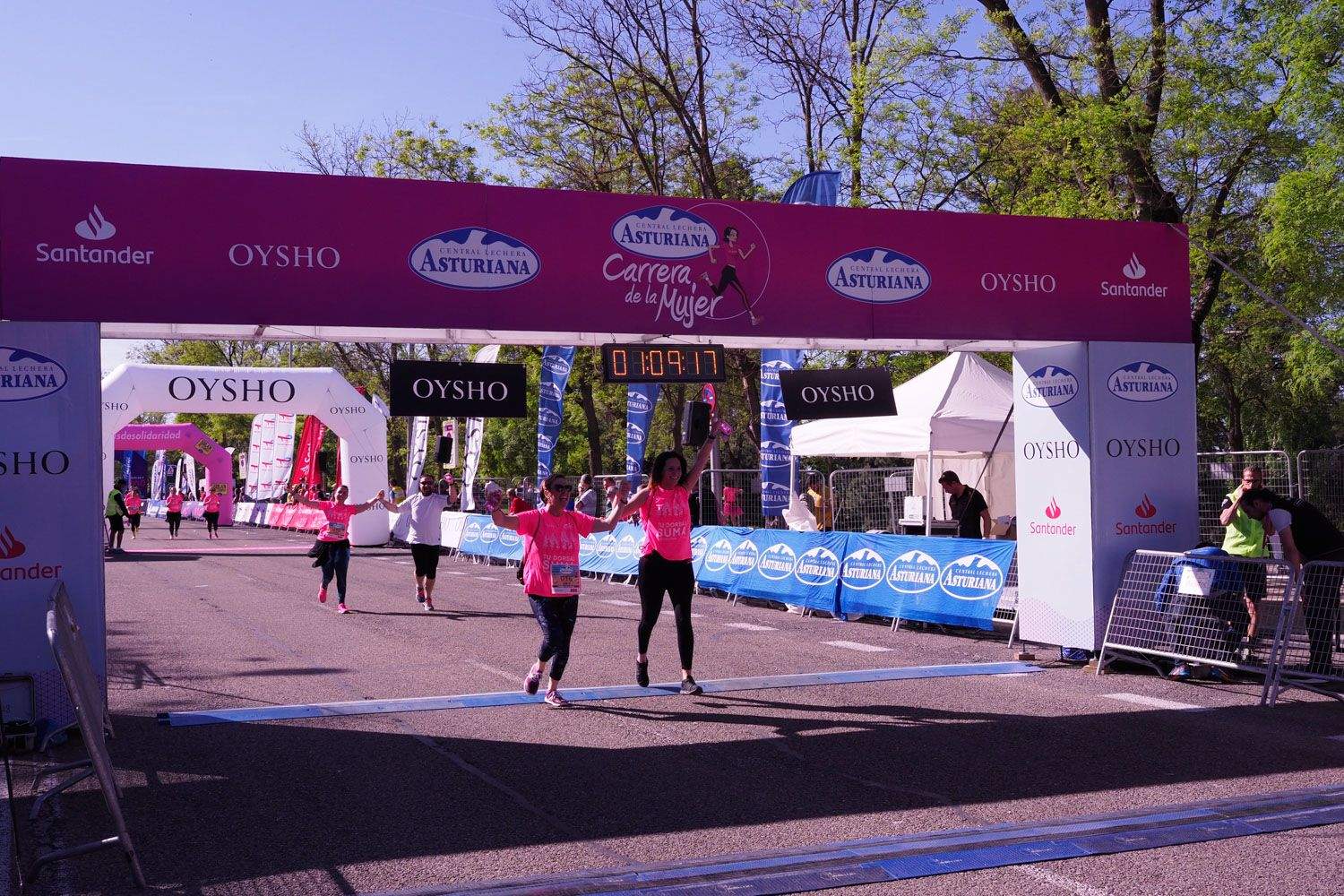 Todas las fotos de meta de la Carrera de la Mujer de Madrid 5081582