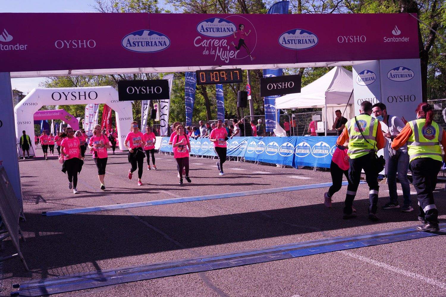 Todas las fotos de meta de la Carrera de la Mujer de Madrid 5081601
