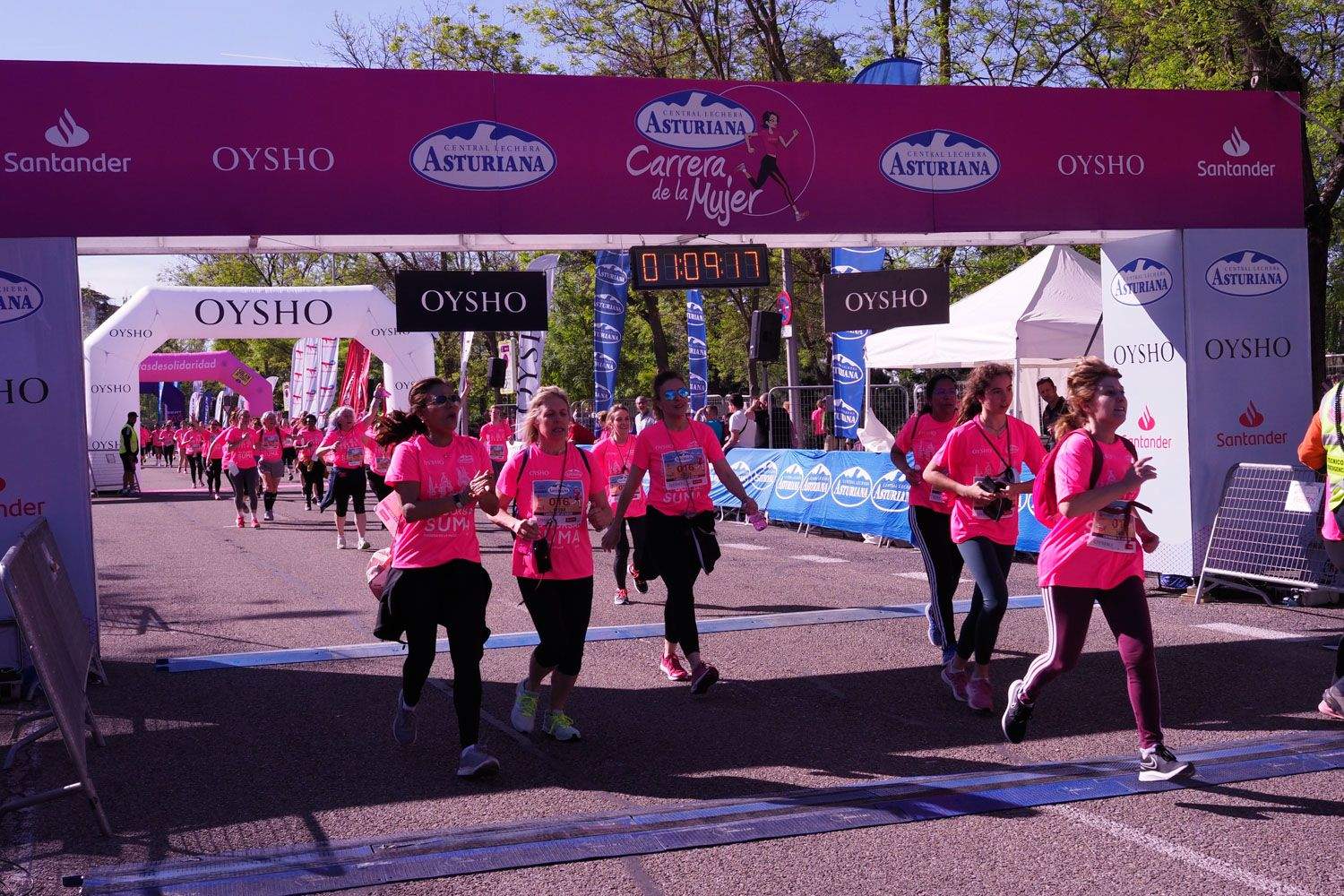 Todas las fotos de meta de la Carrera de la Mujer de Madrid 5081603