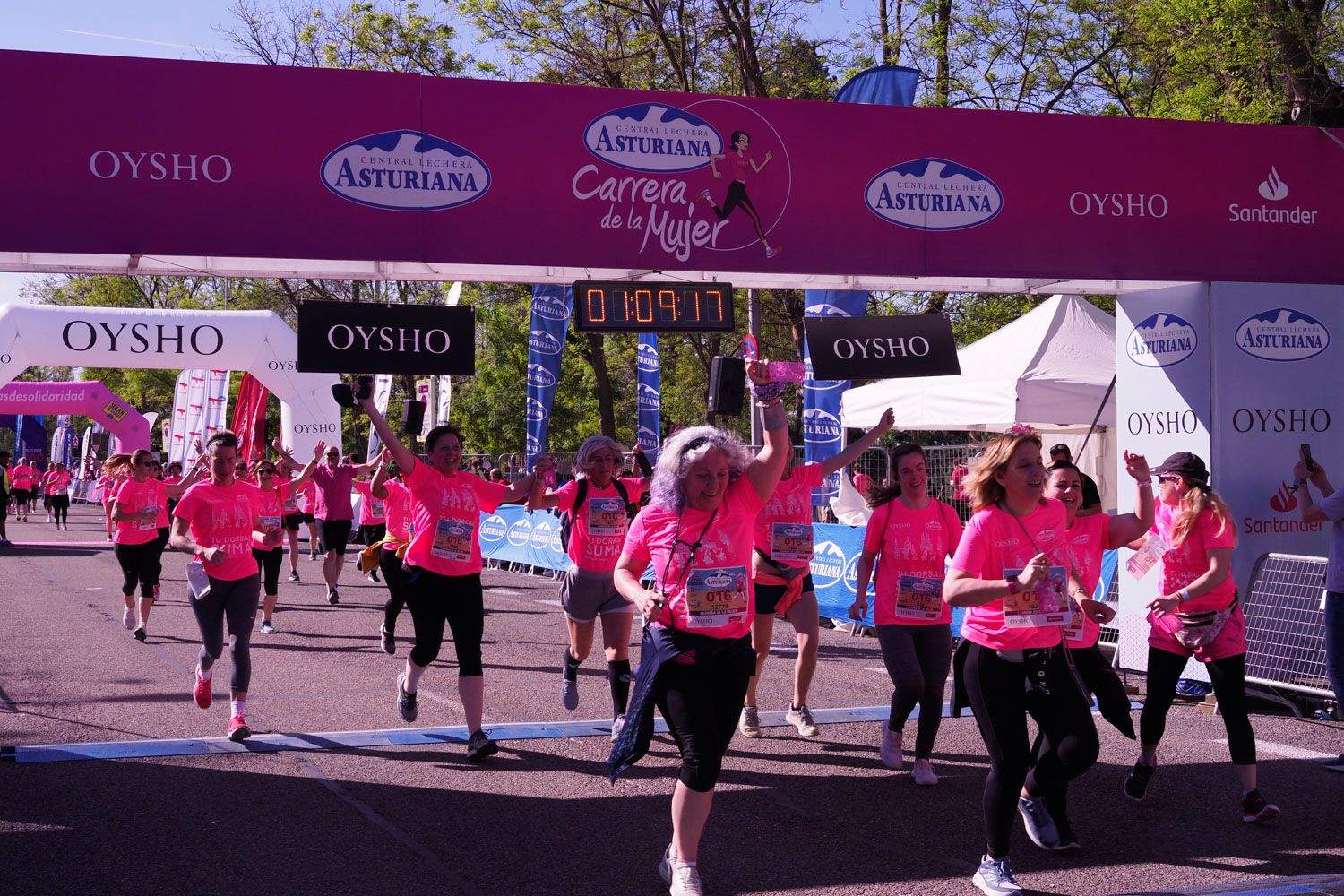 Todas las fotos de meta de la Carrera de la Mujer de Madrid 5081606