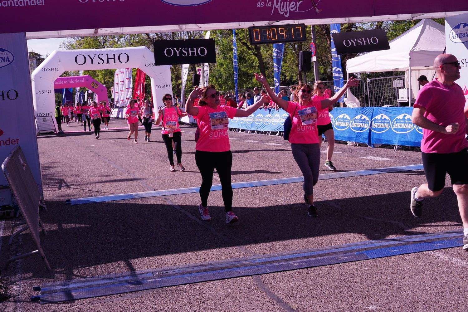Todas las fotos de meta de la Carrera de la Mujer de Madrid 5081609