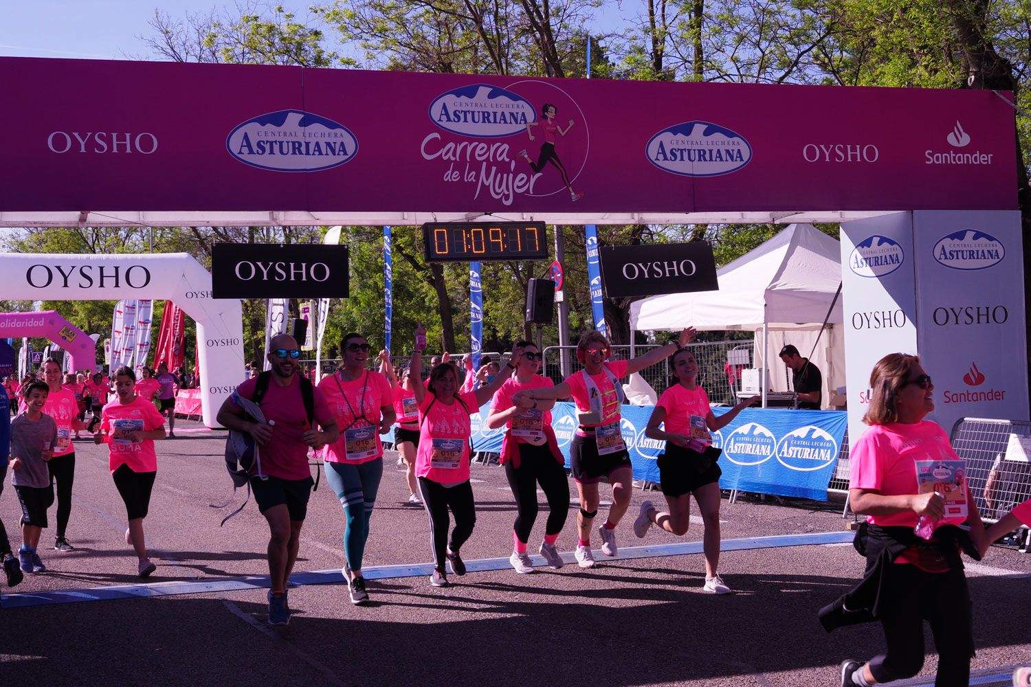 Todas las fotos de meta de la Carrera de la Mujer de Madrid 5081622