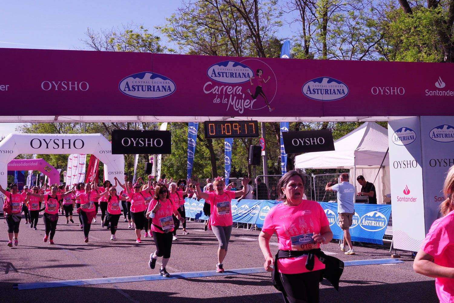 Todas las fotos de meta de la Carrera de la Mujer de Madrid 5081630