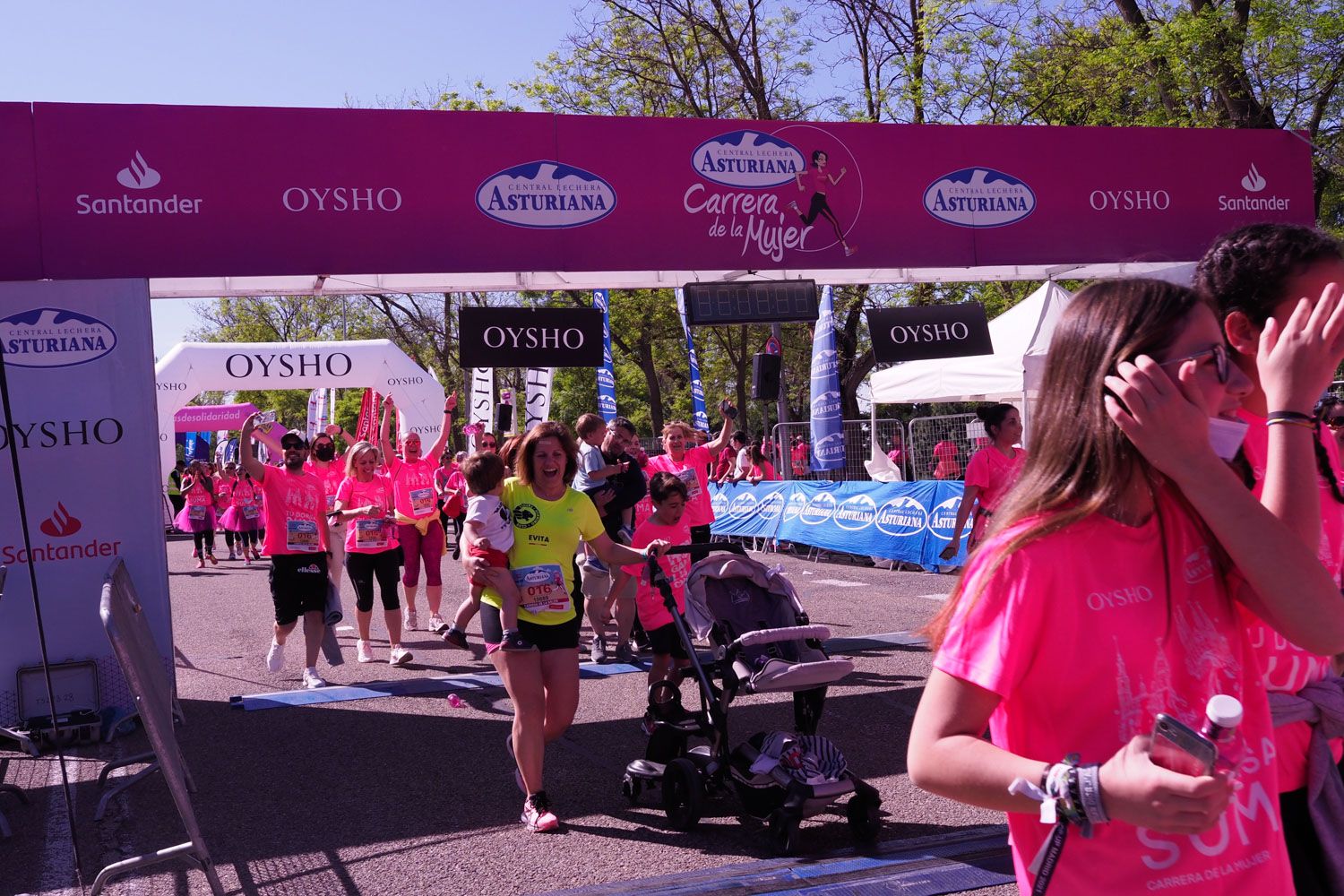 Todas las fotos de meta de la Carrera de la Mujer de Madrid 5082268