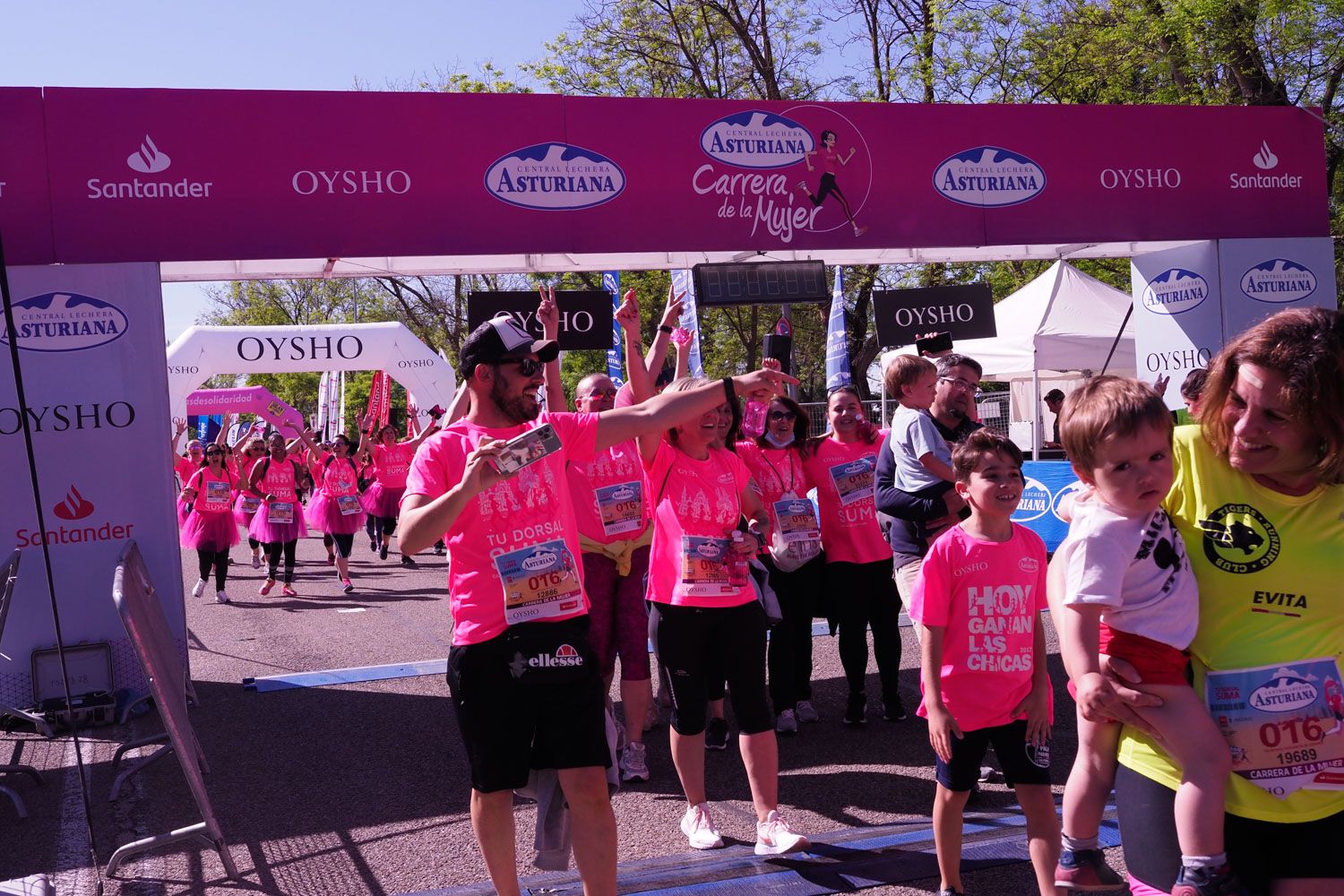 Todas las fotos de meta de la Carrera de la Mujer de Madrid 5082271