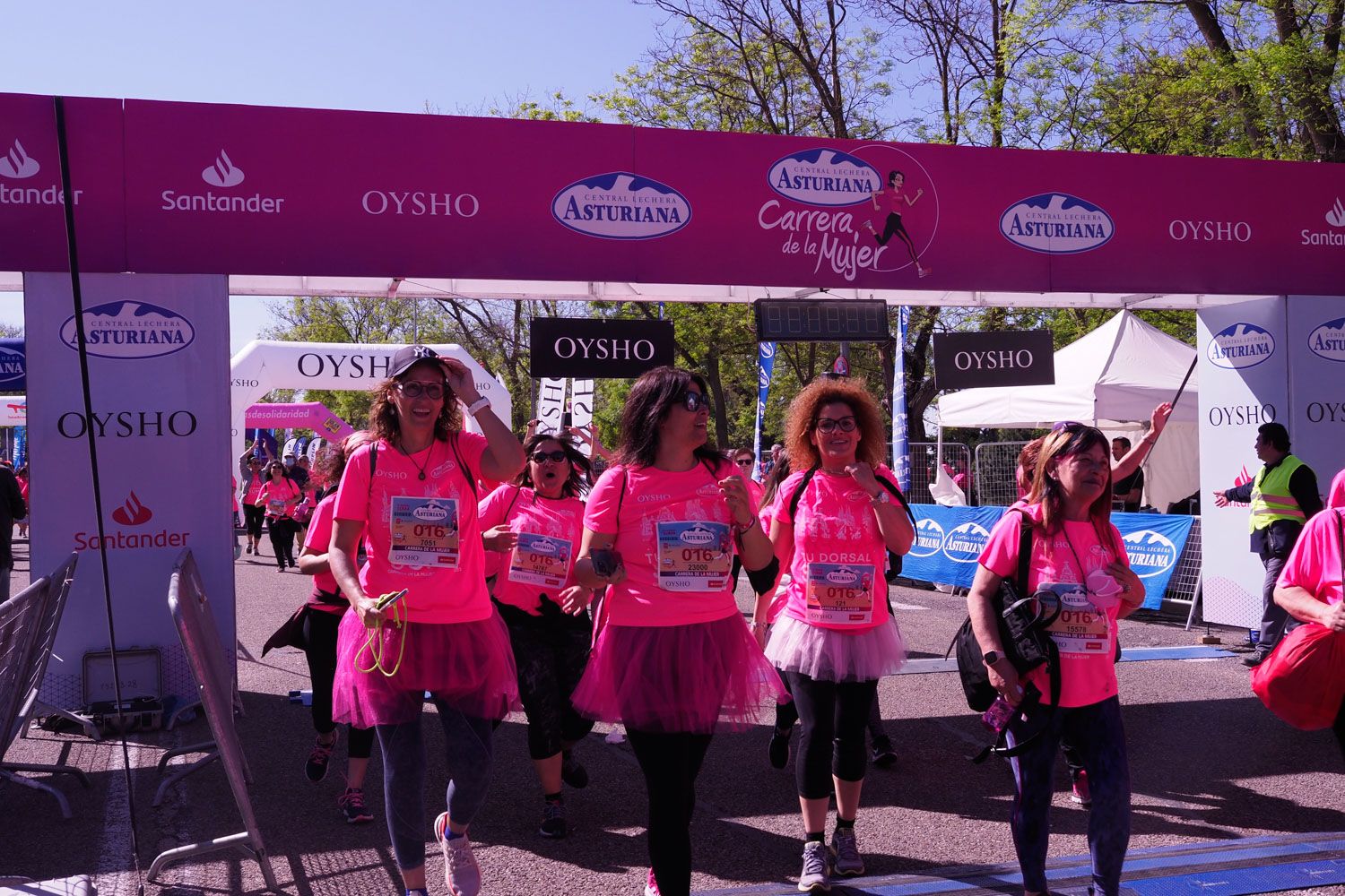 Todas las fotos de meta de la Carrera de la Mujer de Madrid 5082282