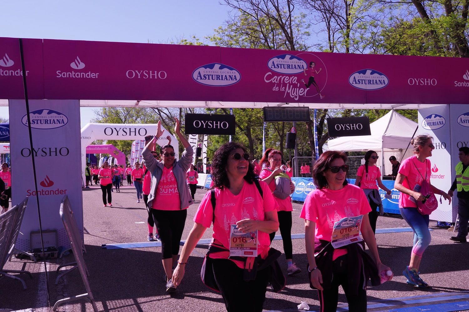 Todas las fotos de meta de la Carrera de la Mujer de Madrid 5082287