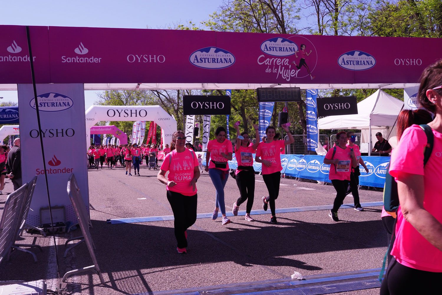 Todas las fotos de meta de la Carrera de la Mujer de Madrid 5082290