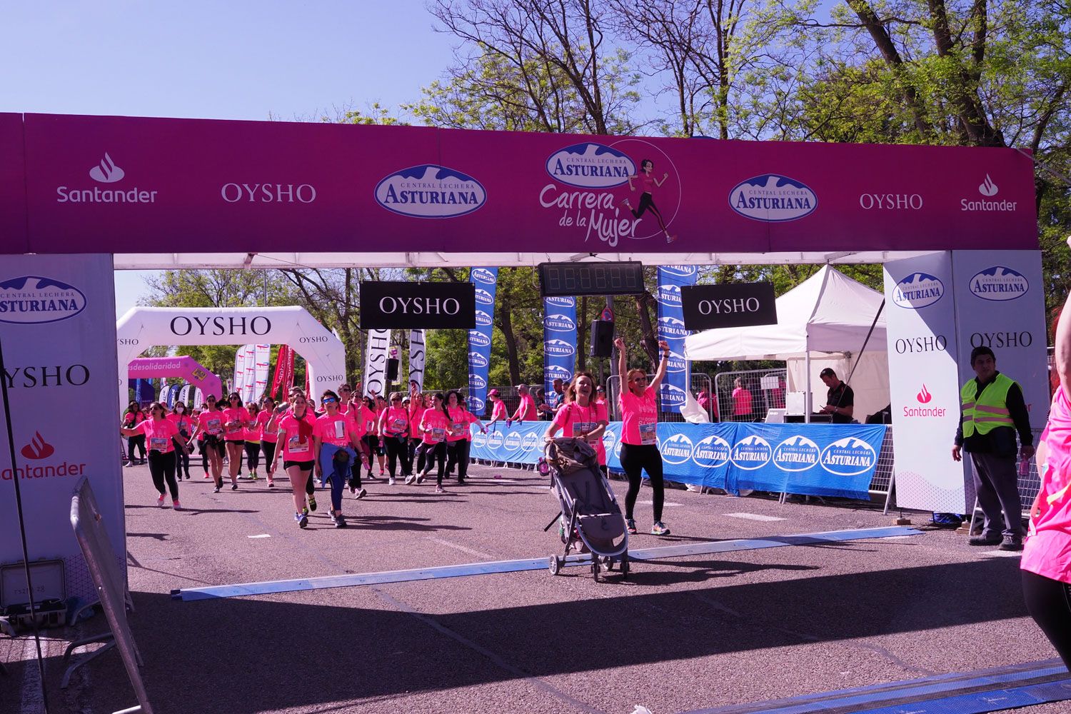 Todas las fotos de meta de la Carrera de la Mujer de Madrid 5082295
