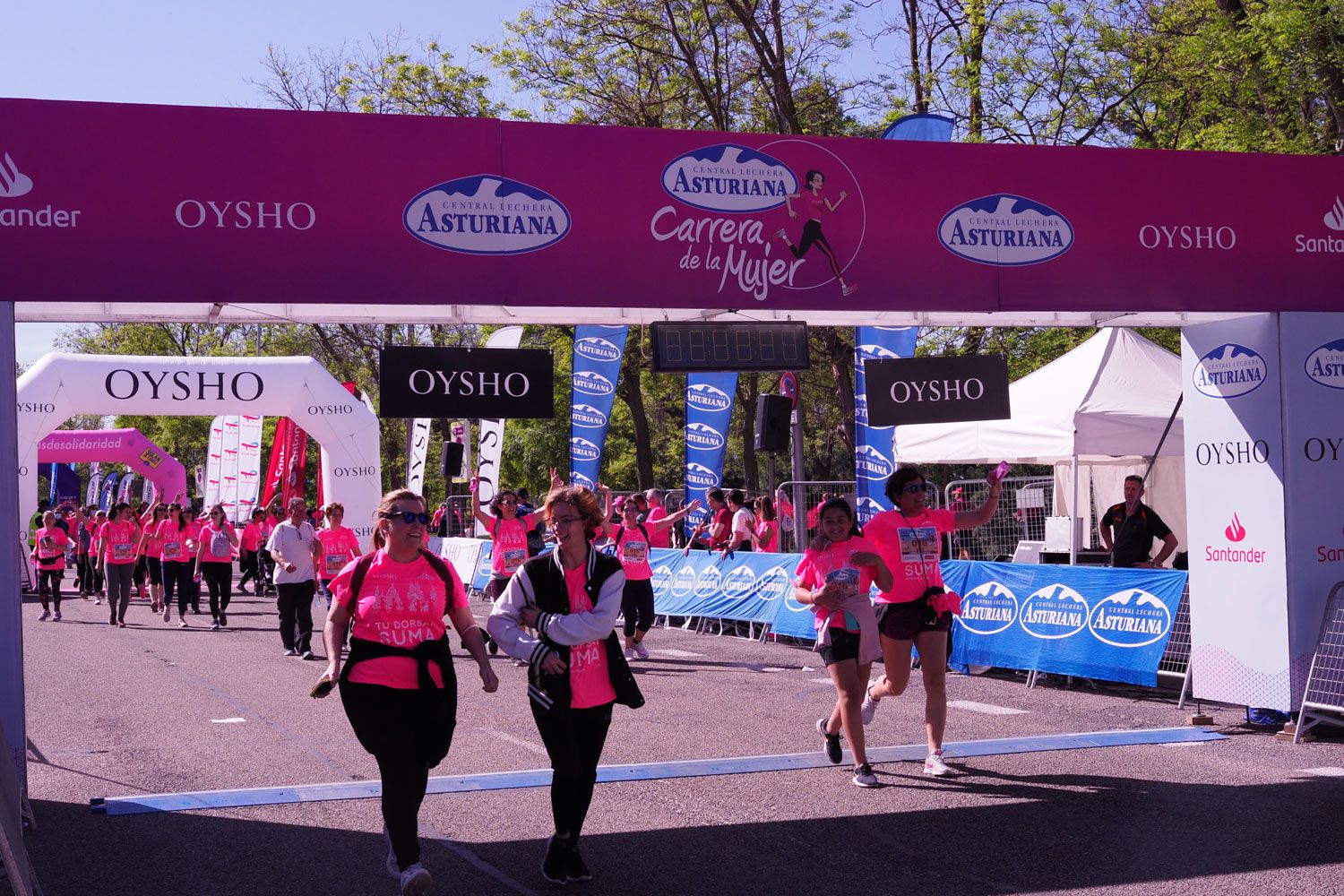 Todas las fotos de meta de la Carrera de la Mujer de Madrid 5082304
