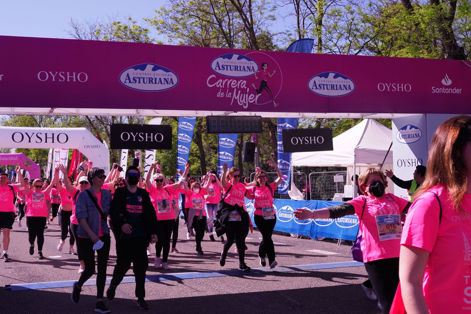 Todas las fotos de meta de la Carrera de la Mujer de Madrid 5082313