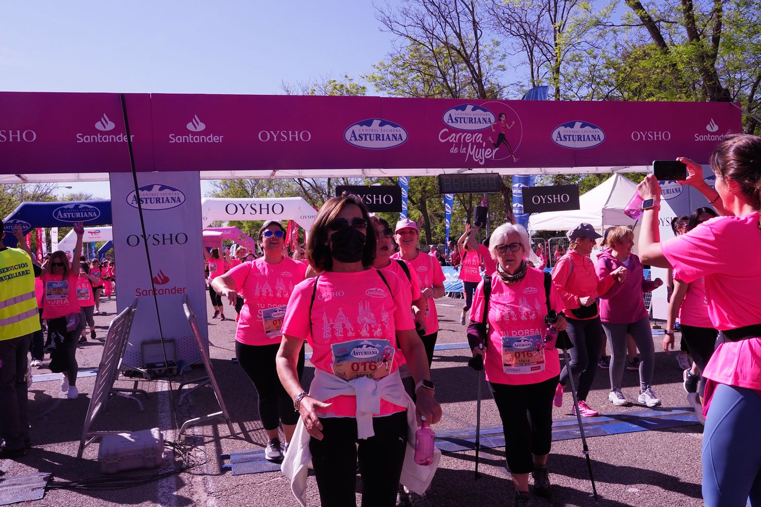 Todas las fotos de meta de la Carrera de la Mujer de Madrid 5082322