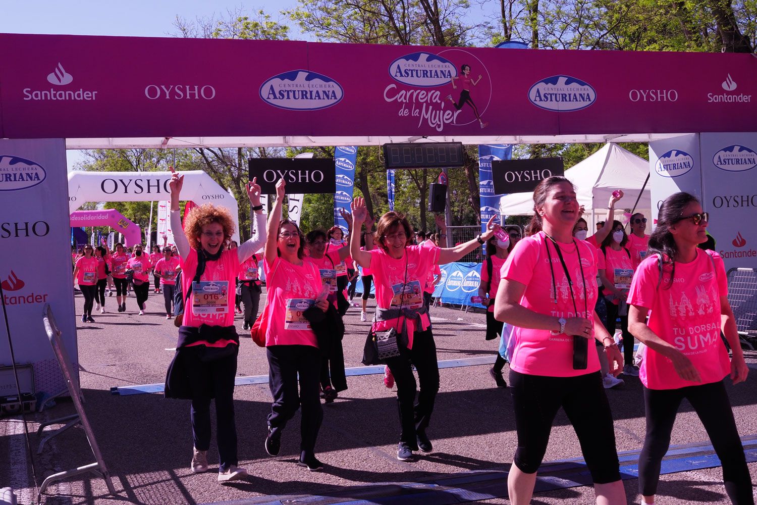 Todas las fotos de meta de la Carrera de la Mujer de Madrid 5082341