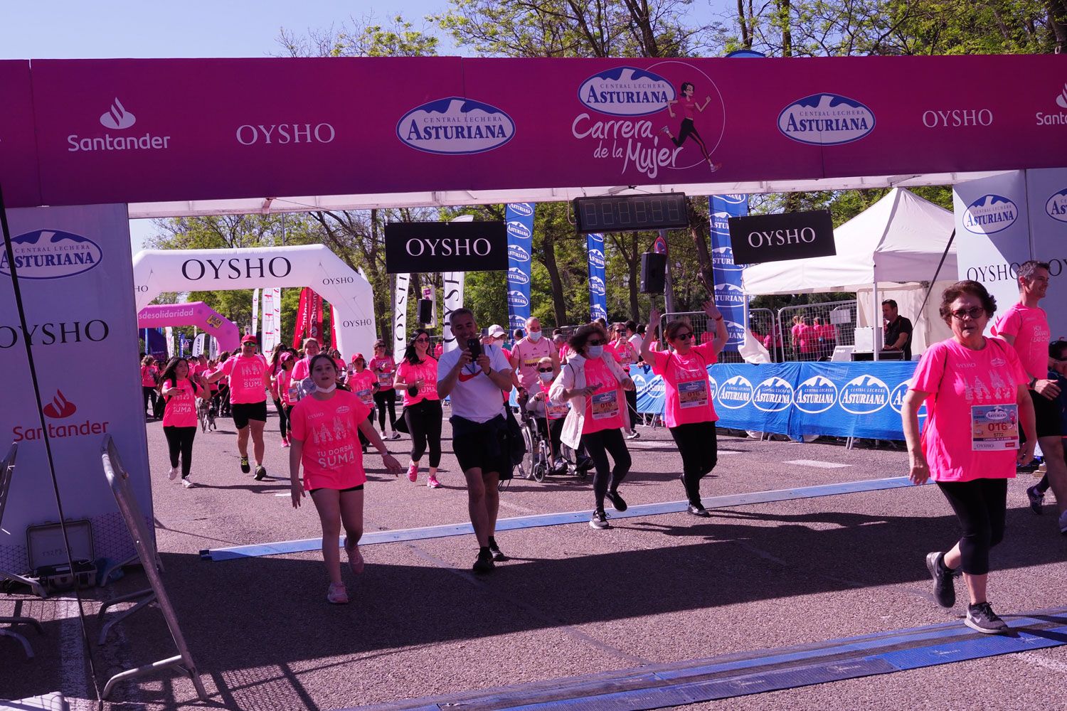 Todas las fotos de meta de la Carrera de la Mujer de Madrid 5082352