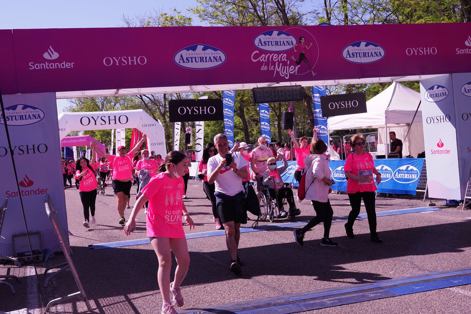 Todas las fotos de meta de la Carrera de la Mujer de Madrid 5082353