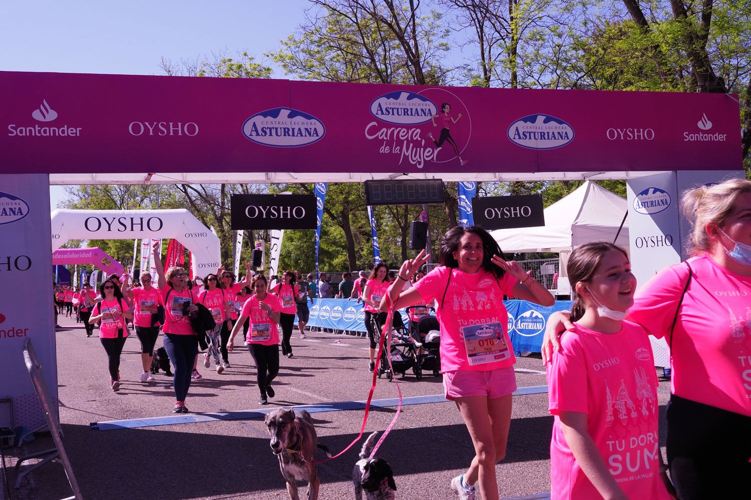 Todas las fotos de meta de la Carrera de la Mujer de Madrid 5082360