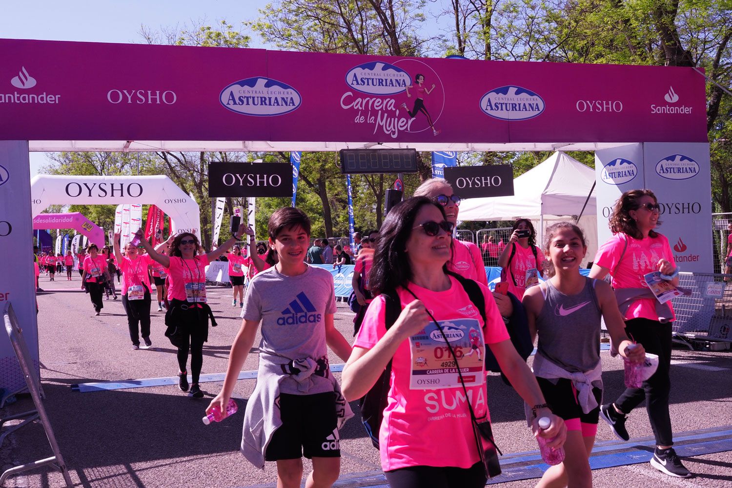 Todas las fotos de meta de la Carrera de la Mujer de Madrid 5082363
