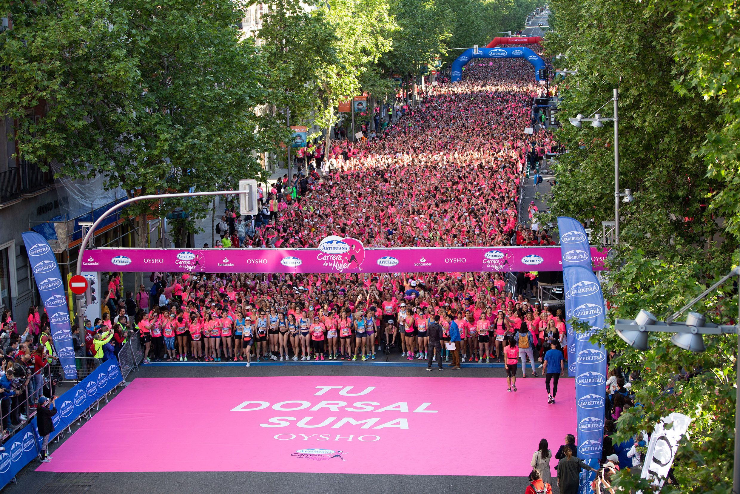 30.000 conquistan las calles de Madrid en la Carrera de la Mujer