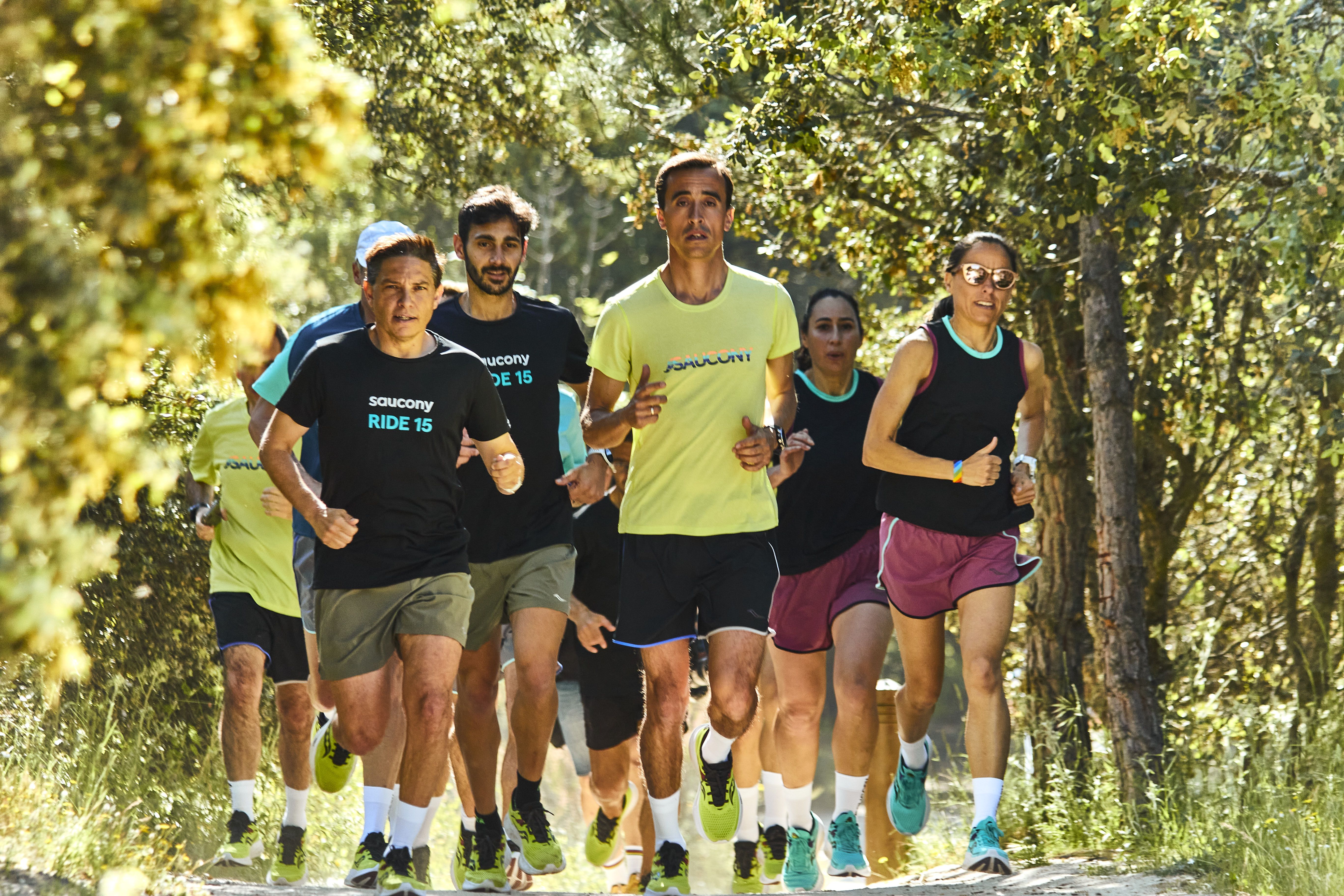 EVENTO SAUCONY MAN╠âANA 179