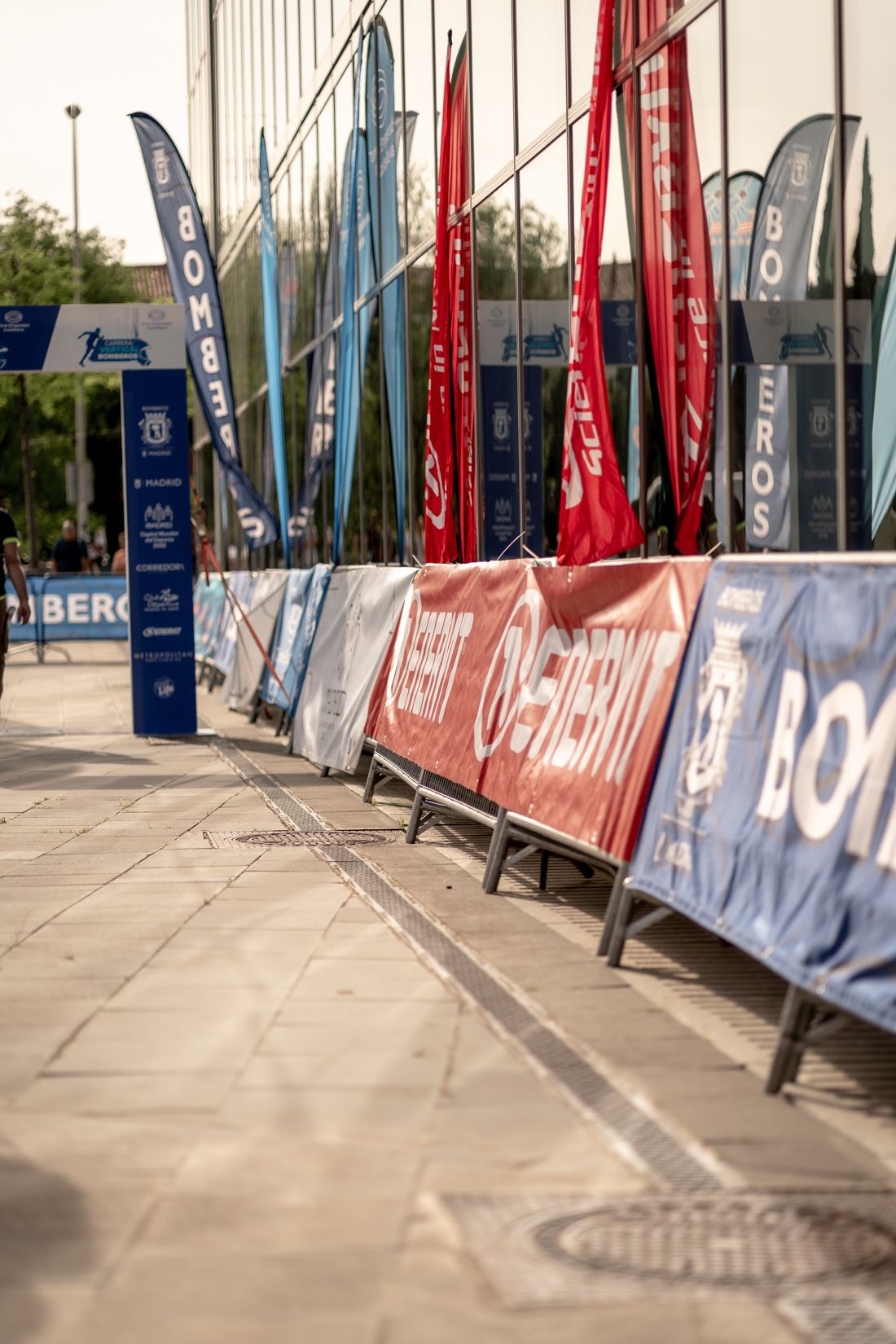 Todas las fotos de la Carrera Vertical Torre Emperador Castellana   @vsmphotoevents  02721