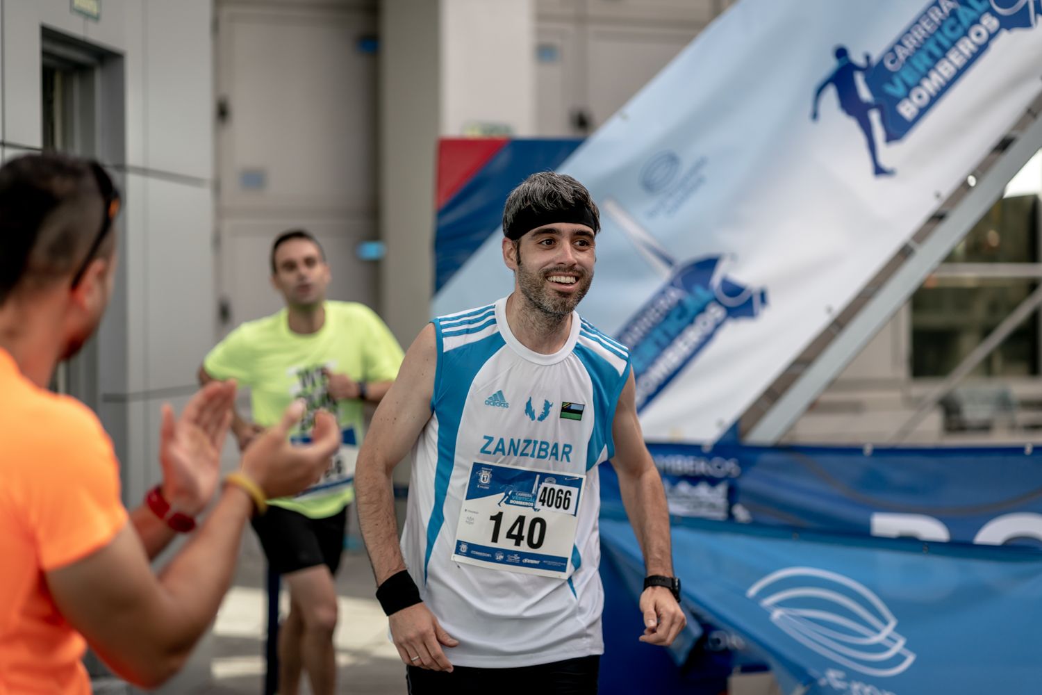Todas las fotos de la Carrera Vertical Torre Emperador Castellana   @vsmphotoevents  02848