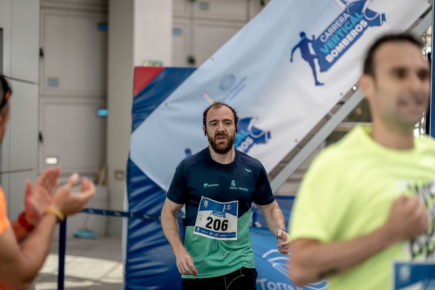 Todas las fotos de la Carrera Vertical Torre Emperador Castellana   @vsmphotoevents  02850