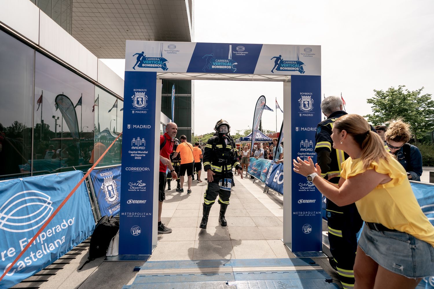 Todas las fotos de la Carrera Vertical Torre Emperador Castellana   @vsmphotoevents  03526