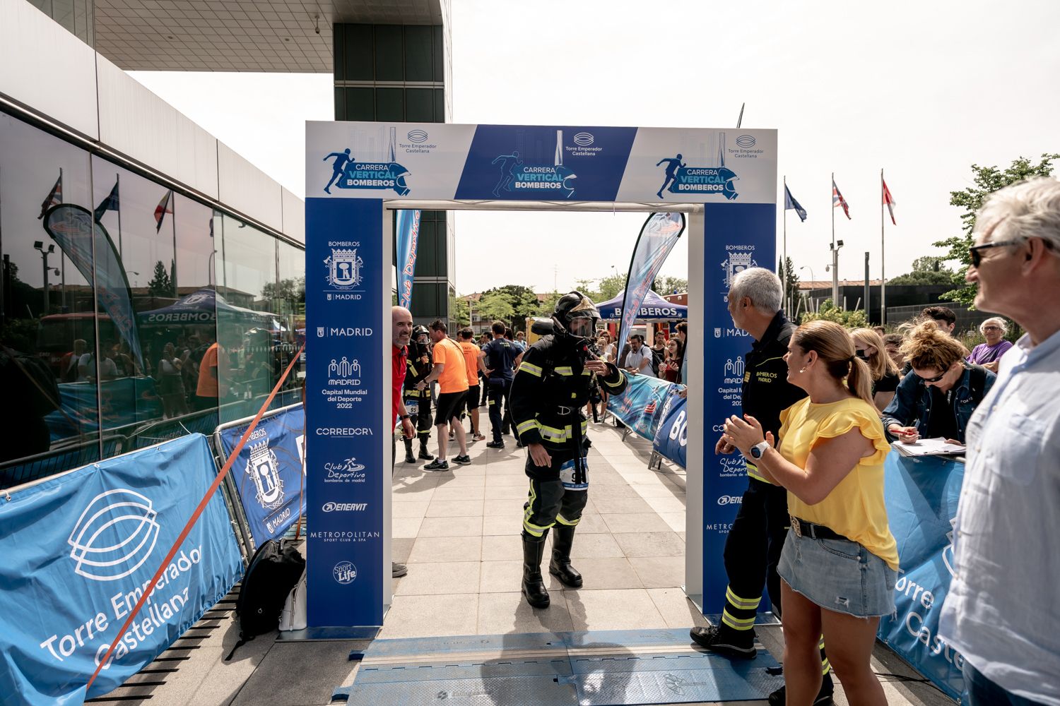 Todas las fotos de la Carrera Vertical Torre Emperador Castellana   @vsmphotoevents  03543