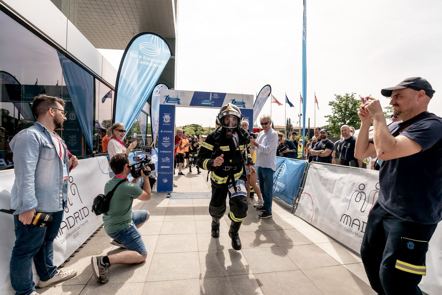 Todas las fotos de la Carrera Vertical Torre Emperador Castellana   @vsmphotoevents  03572