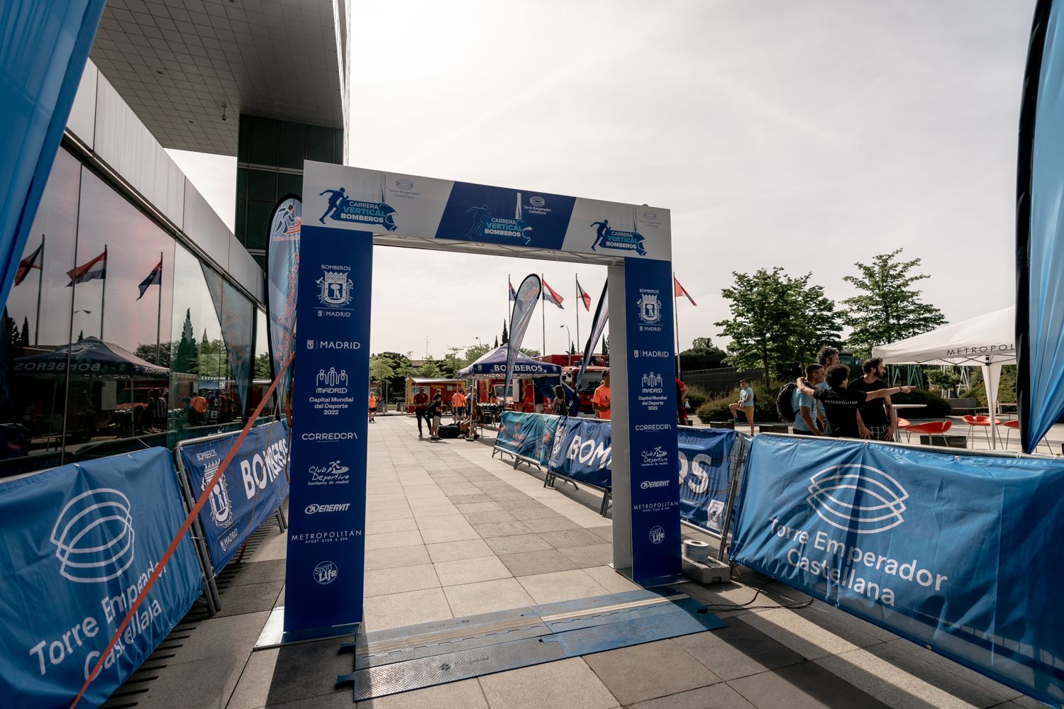 Todas las fotos de la Carrera Vertical Torre Emperador Castellana   @vsmphotoevents  02906