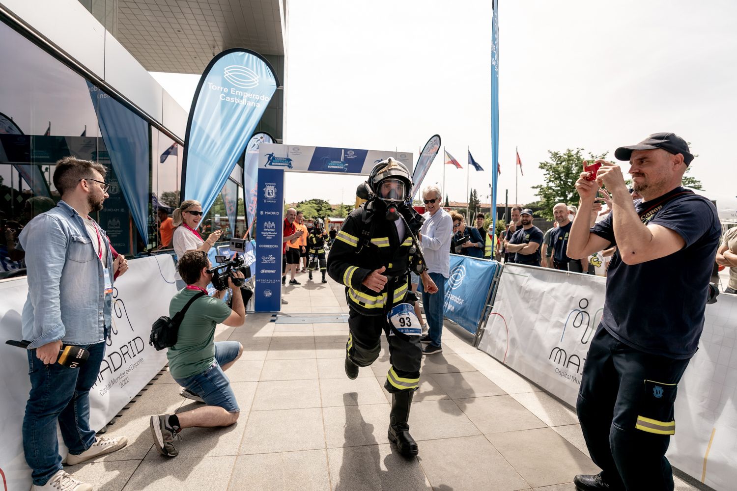 Todas las fotos de la Carrera Vertical Torre Emperador Castellana   @vsmphotoevents  03574