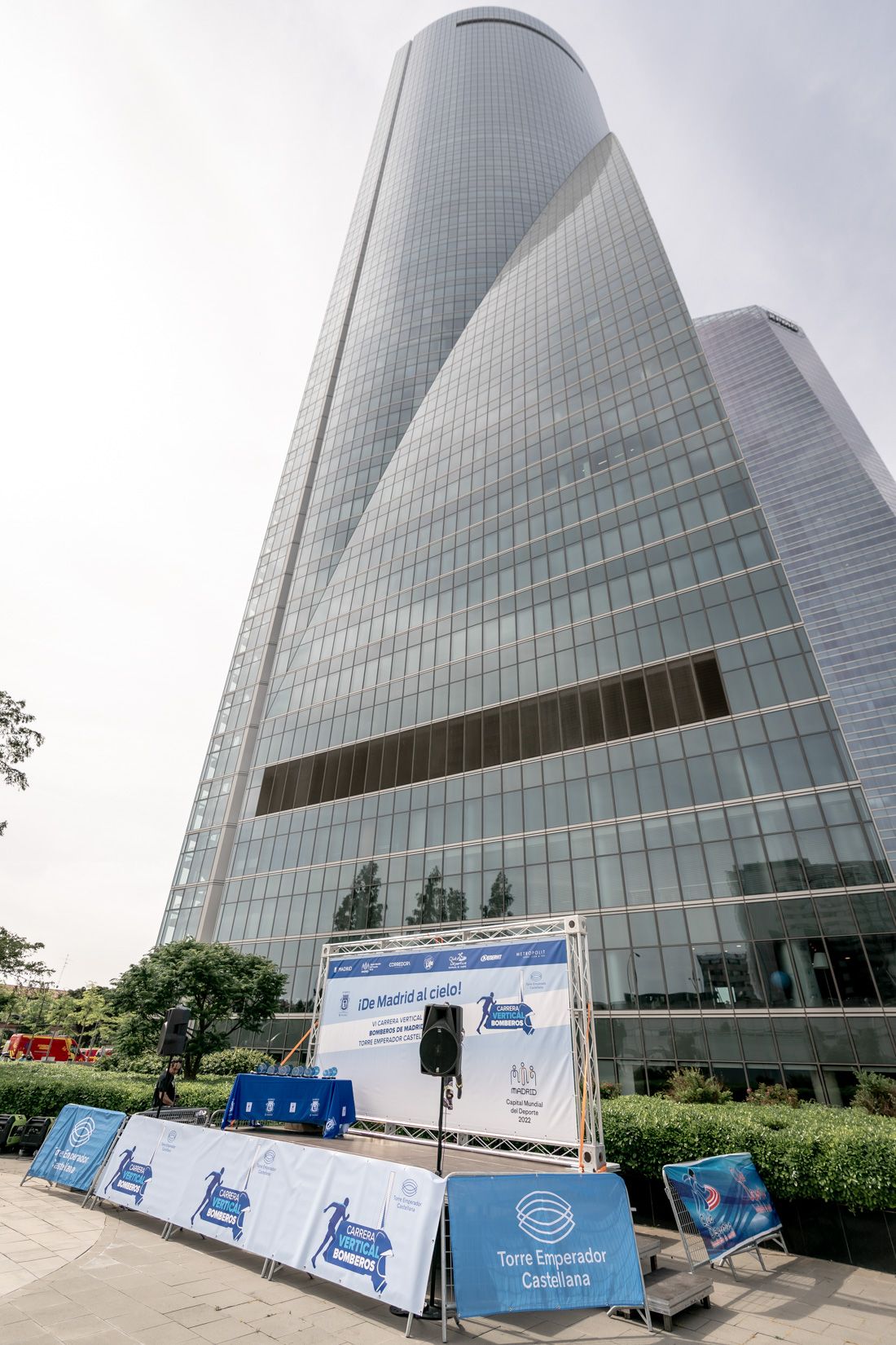 Todas las fotos de la Carrera Vertical Torre Emperador Castellana   @vsmphotoevents  02938