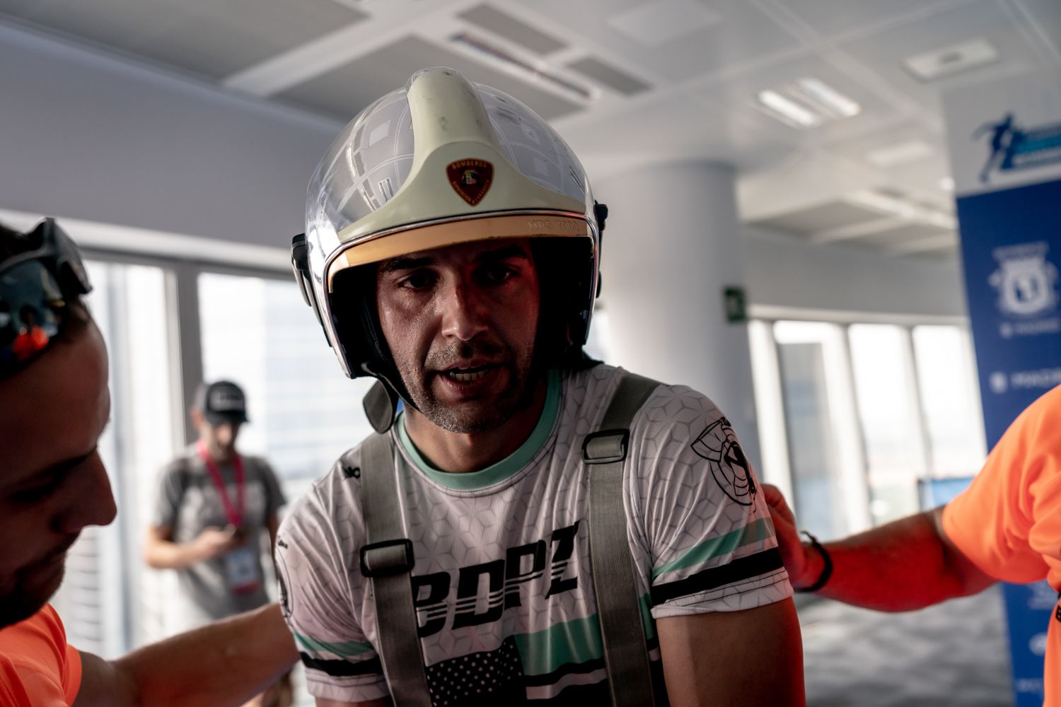 Todas las fotos de la Carrera Vertical Torre Emperador Castellana   @vsmphotoevents  03636