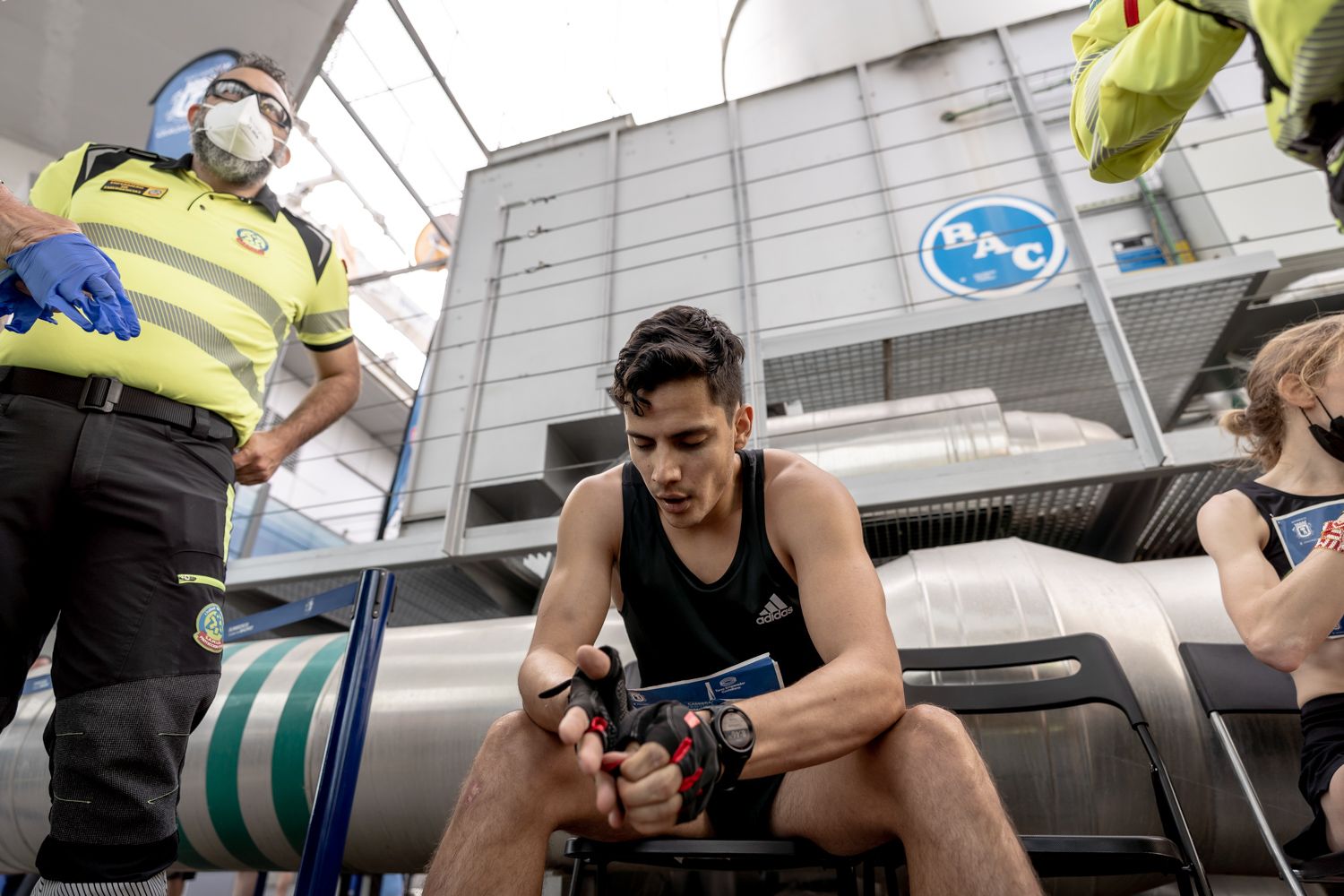 Todas las fotos de la Carrera Vertical Torre Emperador Castellana   @vsmphotoevents  08264