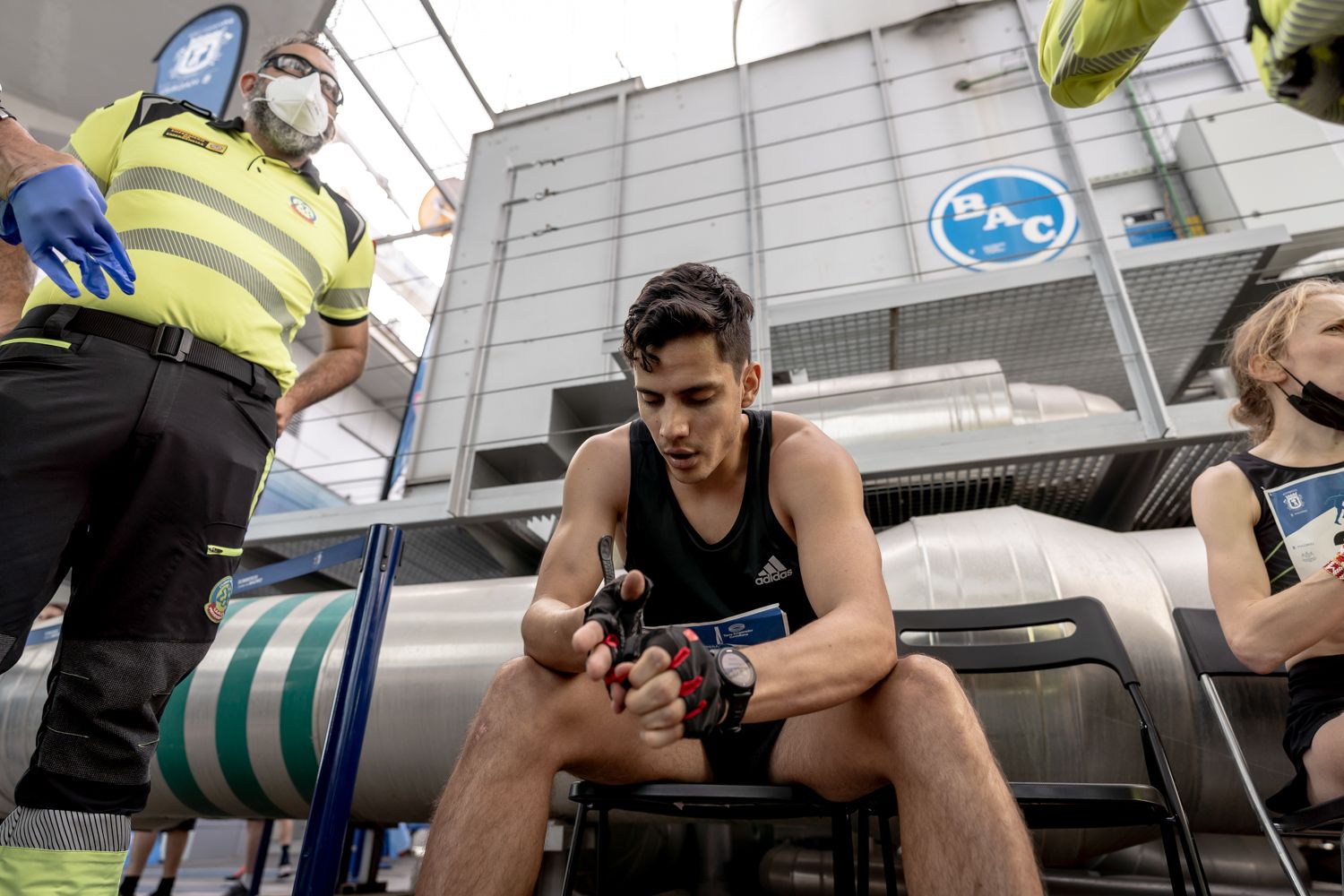 Todas las fotos de la Carrera Vertical Torre Emperador Castellana   @vsmphotoevents  08266