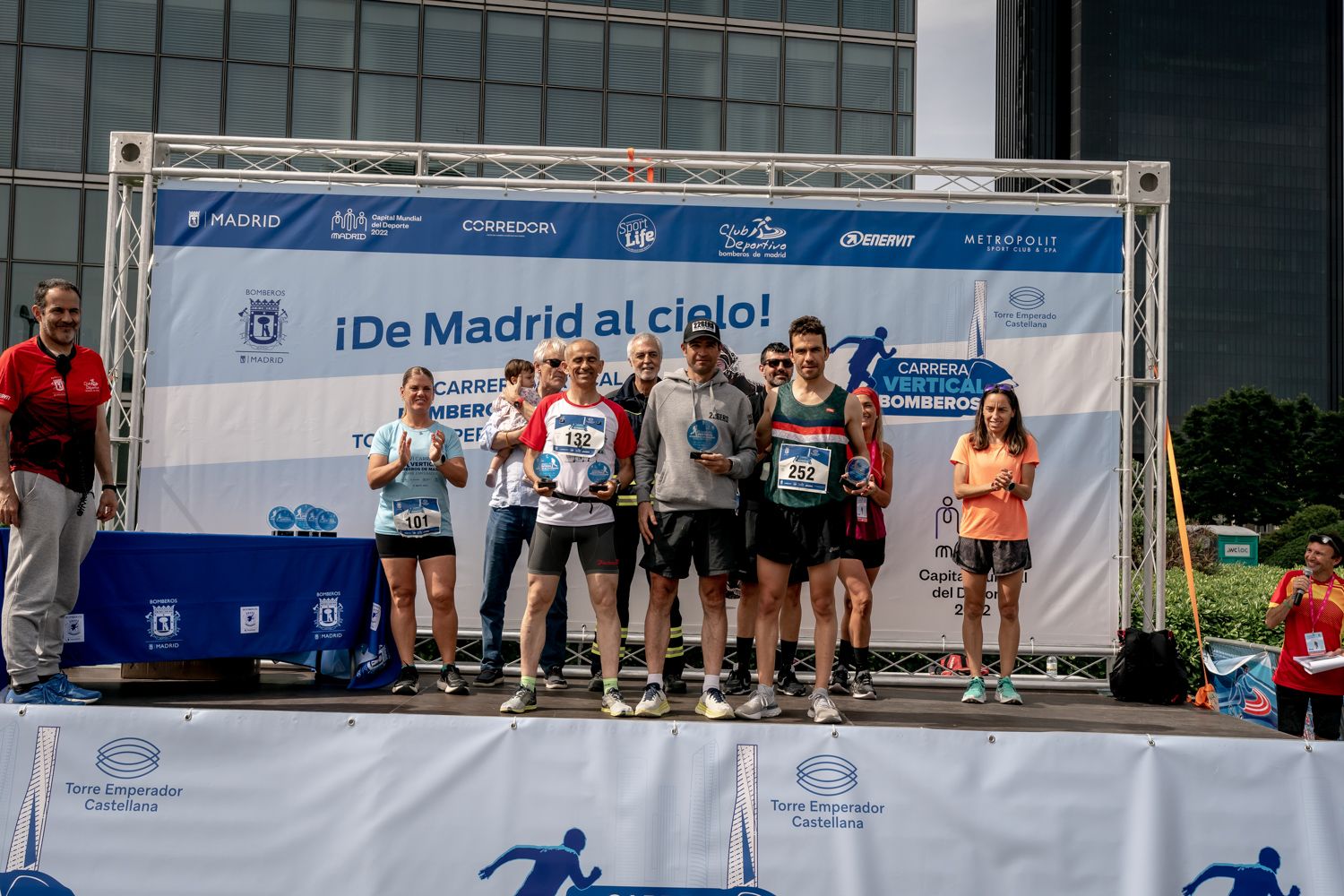 Todas las fotos de la Carrera Vertical Torre Emperador Castellana   @vsmphotoevents  03028
