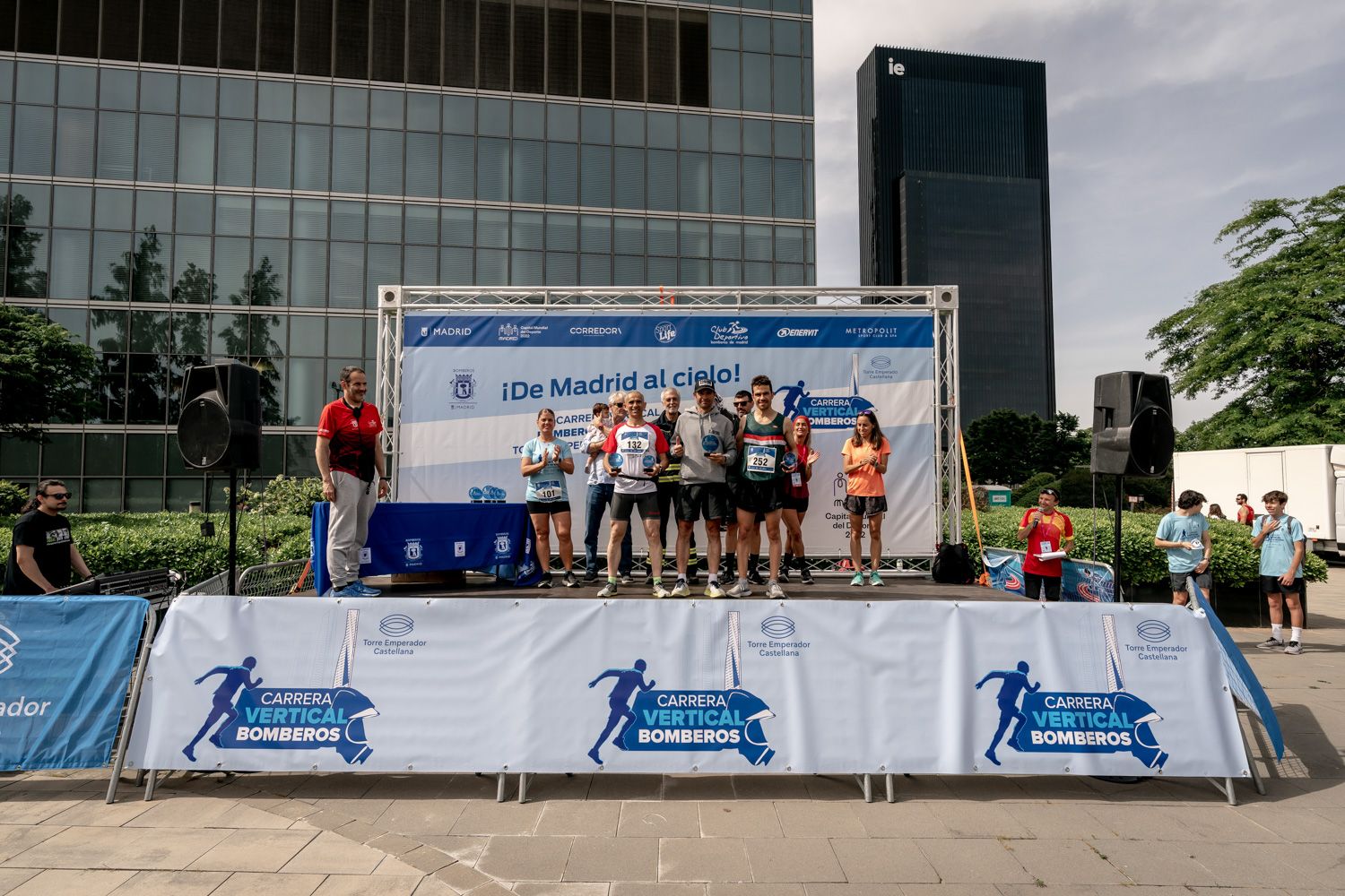 Todas las fotos de la Carrera Vertical Torre Emperador Castellana   @vsmphotoevents  03030