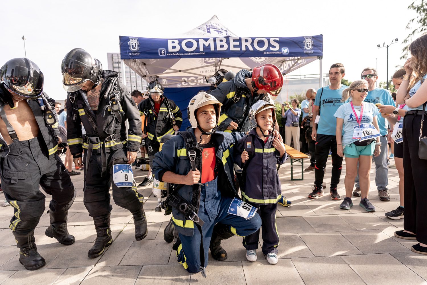 Todas las fotos de la Carrera Vertical Torre Emperador Castellana   @vsmphotoevents  07906