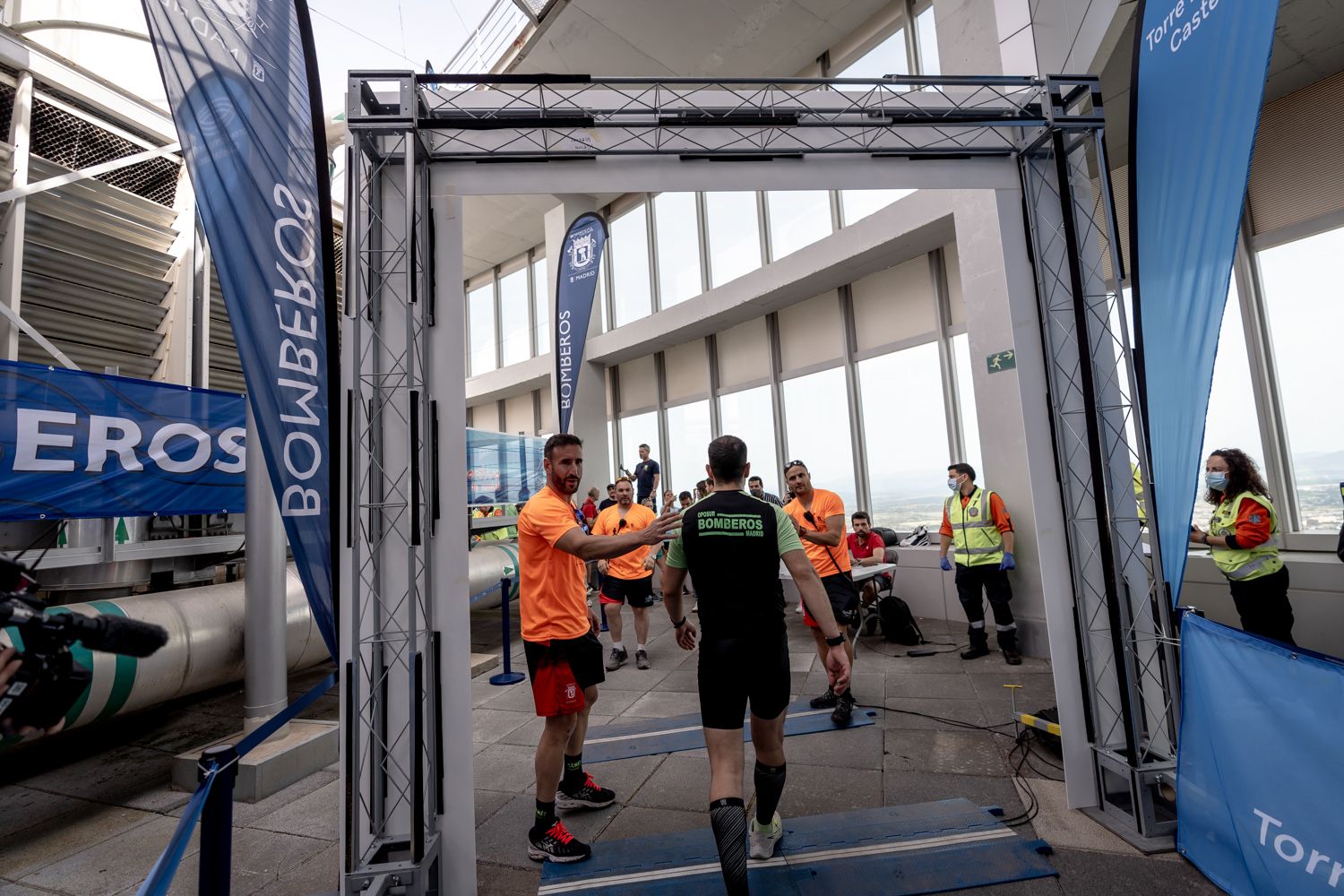 Todas las fotos de la Carrera Vertical Torre Emperador Castellana   @vsmphotoevents  08299