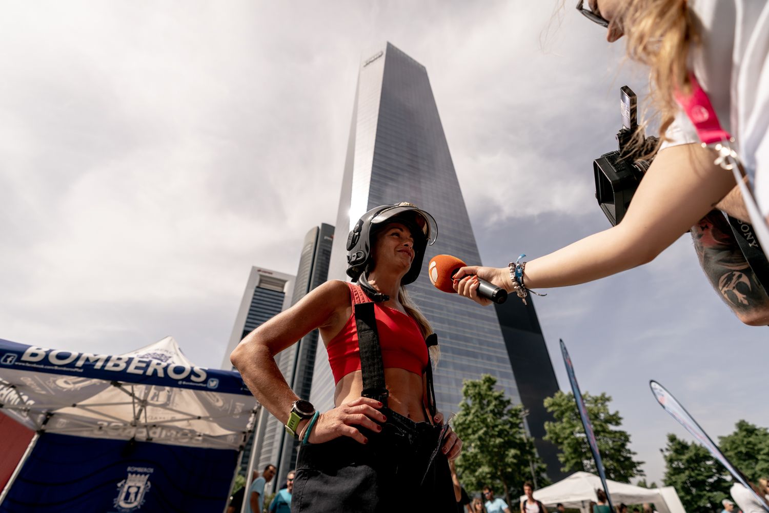 Todas las fotos de la Carrera Vertical Torre Emperador Castellana   @vsmphotoevents  03088