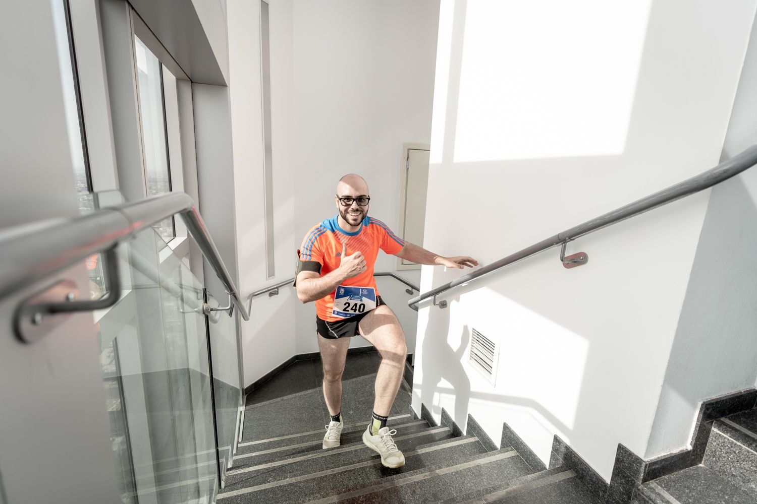 Todas las fotos de la Carrera Vertical Torre Emperador Castellana   @vsmphotoevents  08319
