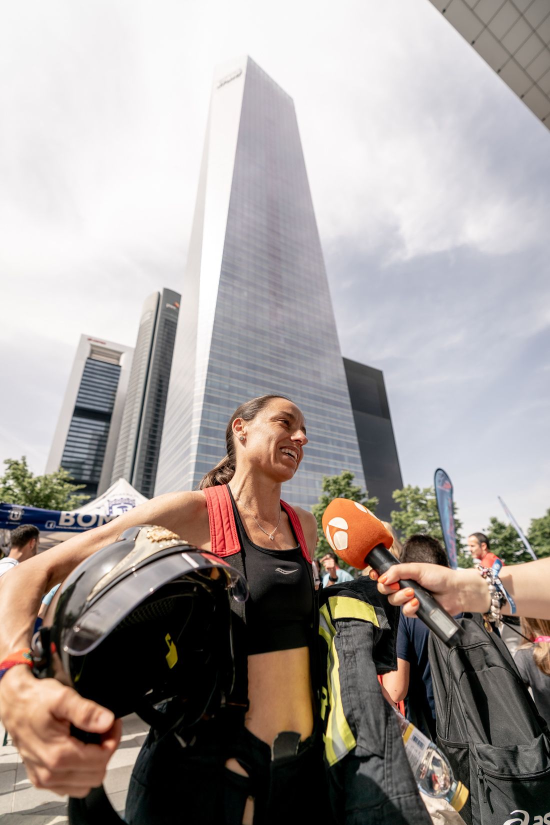 Todas las fotos de la Carrera Vertical Torre Emperador Castellana   @vsmphotoevents  03120