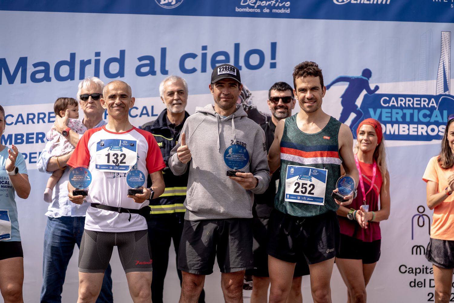 Todas las fotos de la Carrera Vertical Torre Emperador Castellana   @vsmphotoevents  08596