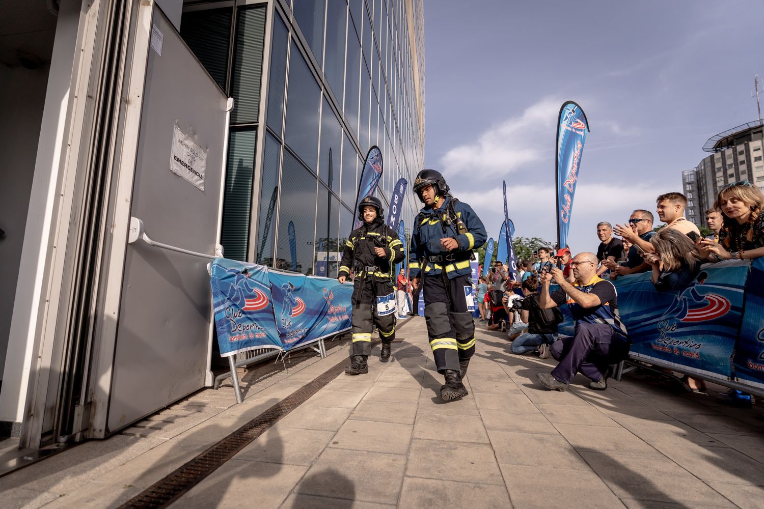 Todas las fotos de la Carrera Vertical Torre Emperador Castellana   @vsmphotoevents  07965