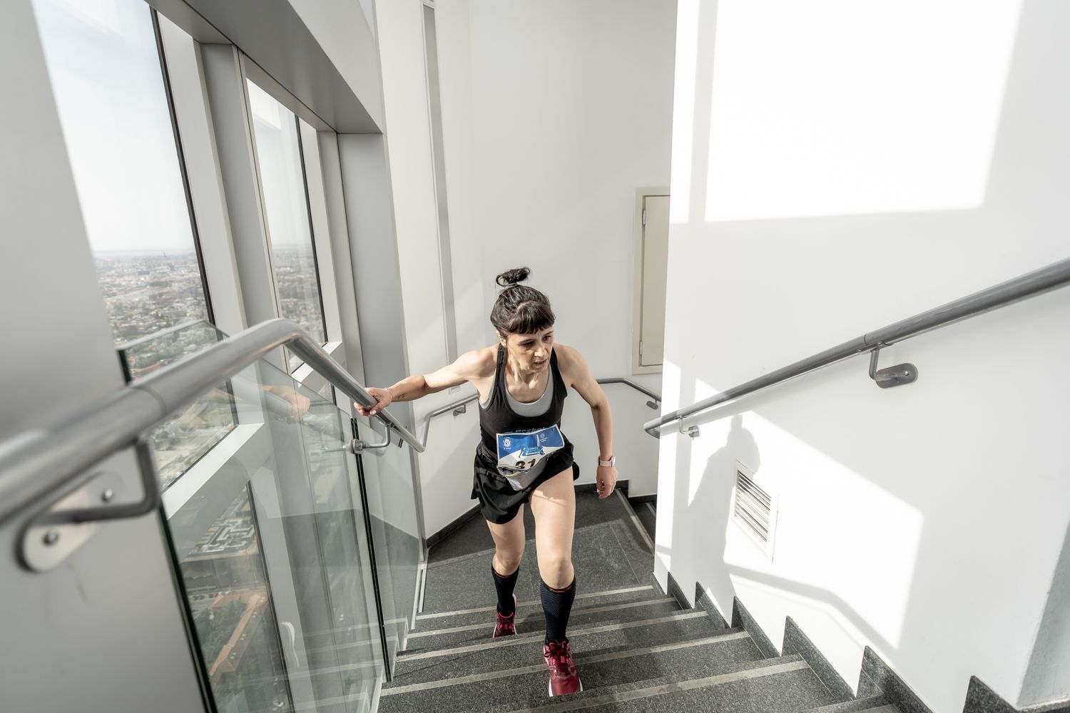 Todas las fotos de la Carrera Vertical Torre Emperador Castellana   @vsmphotoevents  08352