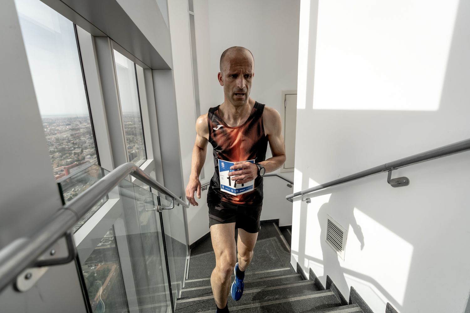 Todas las fotos de la Carrera Vertical Torre Emperador Castellana   @vsmphotoevents  08391