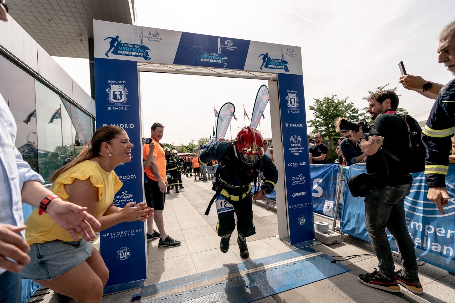 Todas las fotos de la Carrera Vertical Torre Emperador Castellana   @vsmphotoevents  03224