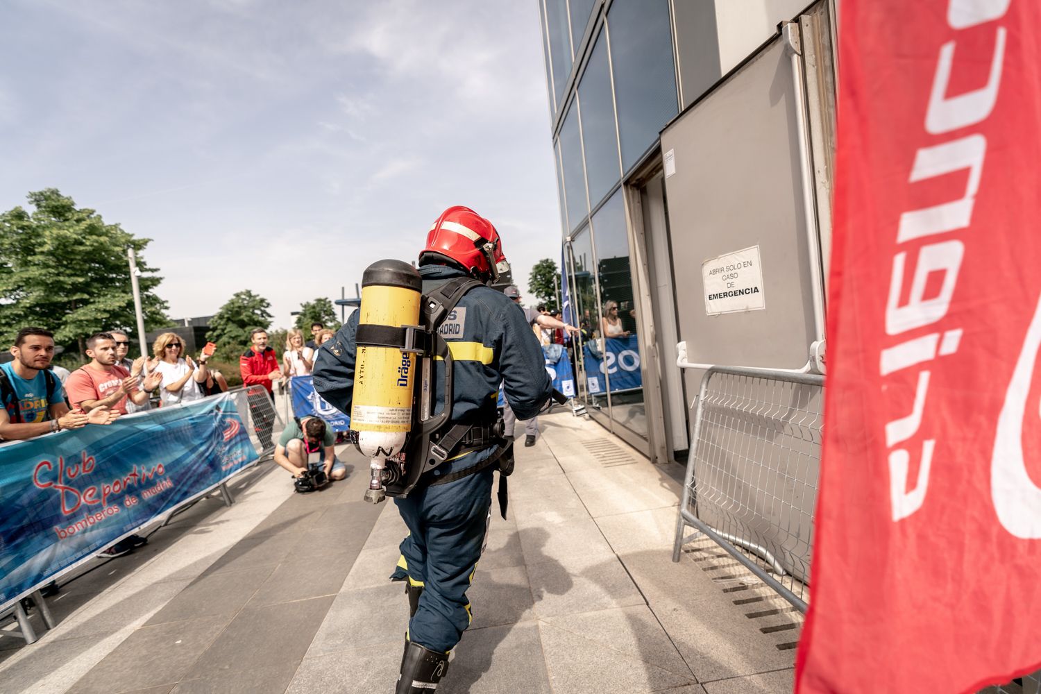 Todas las fotos de la Carrera Vertical Torre Emperador Castellana   @vsmphotoevents  03252